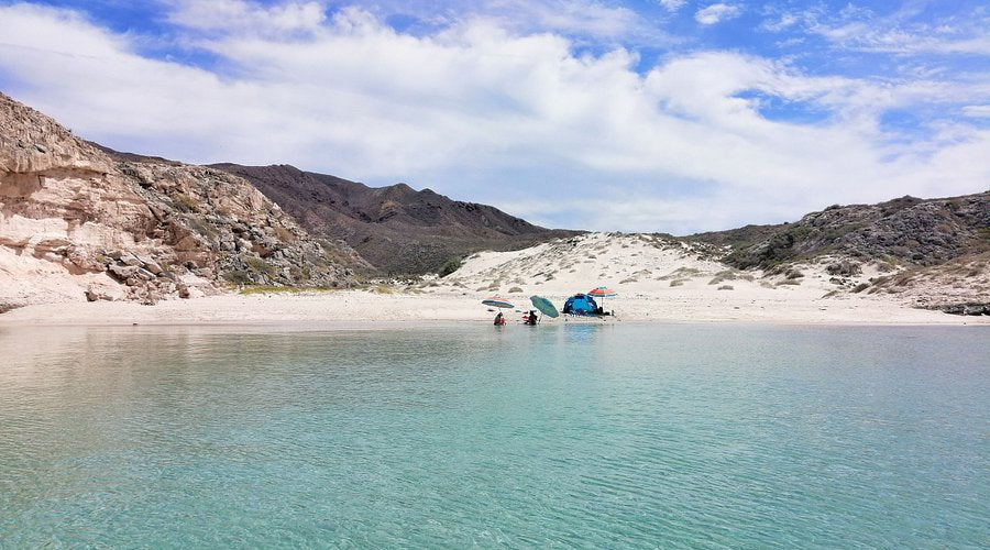 Tour a Isla del Carmen ( Playa Arroyo Blanco + Cueva marina)