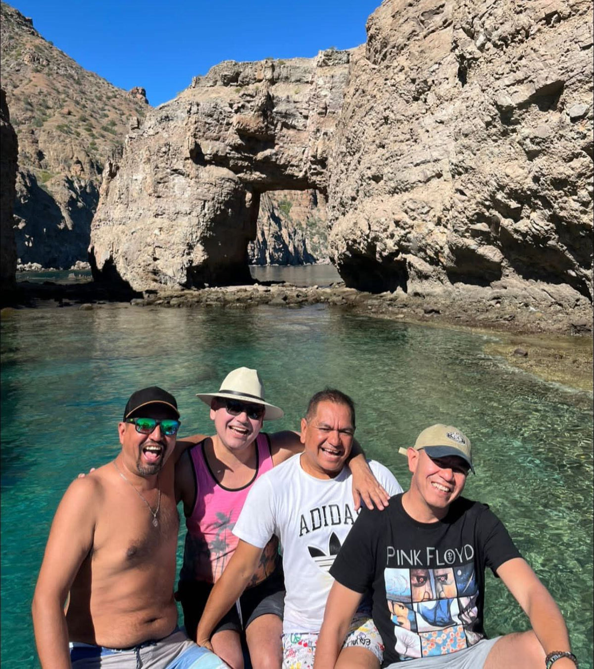 Dancing Island Tour